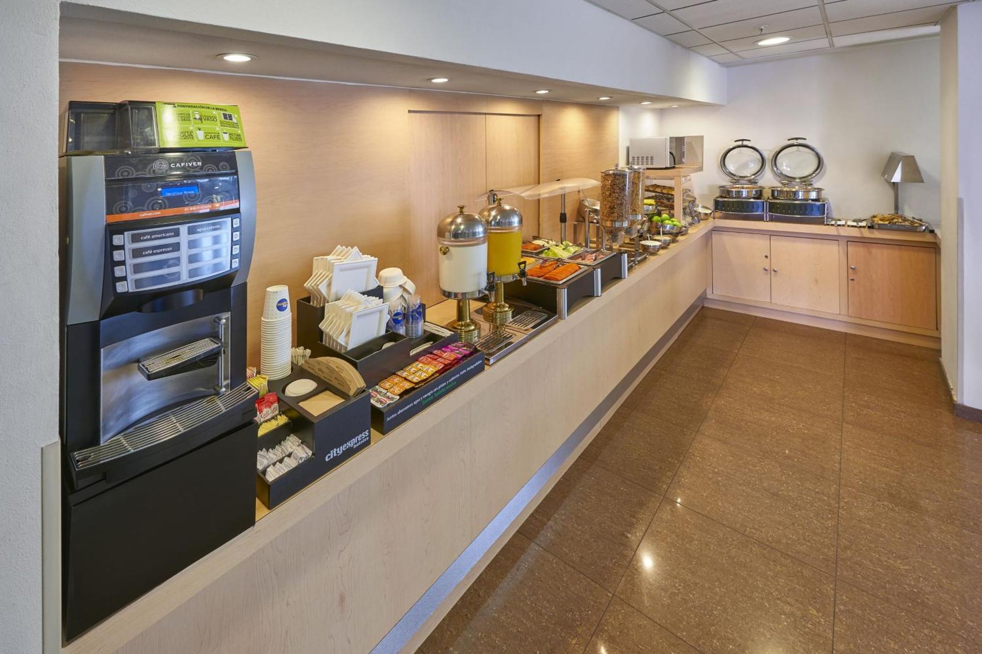 City Express By Marriott Puebla Finsa Eksteriør billede